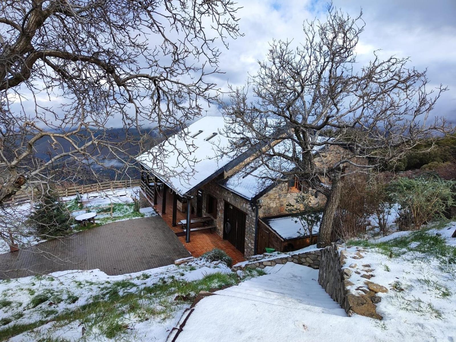 Refugio Del Aguila "Casa Diaman" Guest House Guejar Sierra Exterior photo